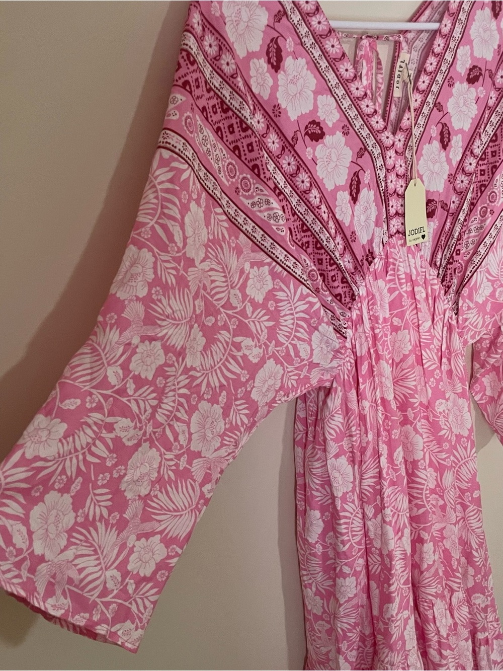 JODIFL Pink Floral Flowy Boho Mini Dress - Picture 4 of 15